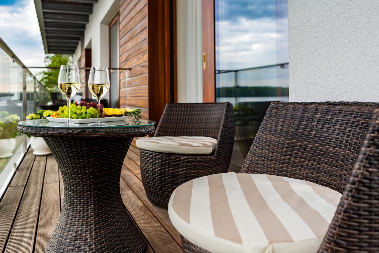 Tiffi Boutique Hotel オルシュティン エクステリア 写真